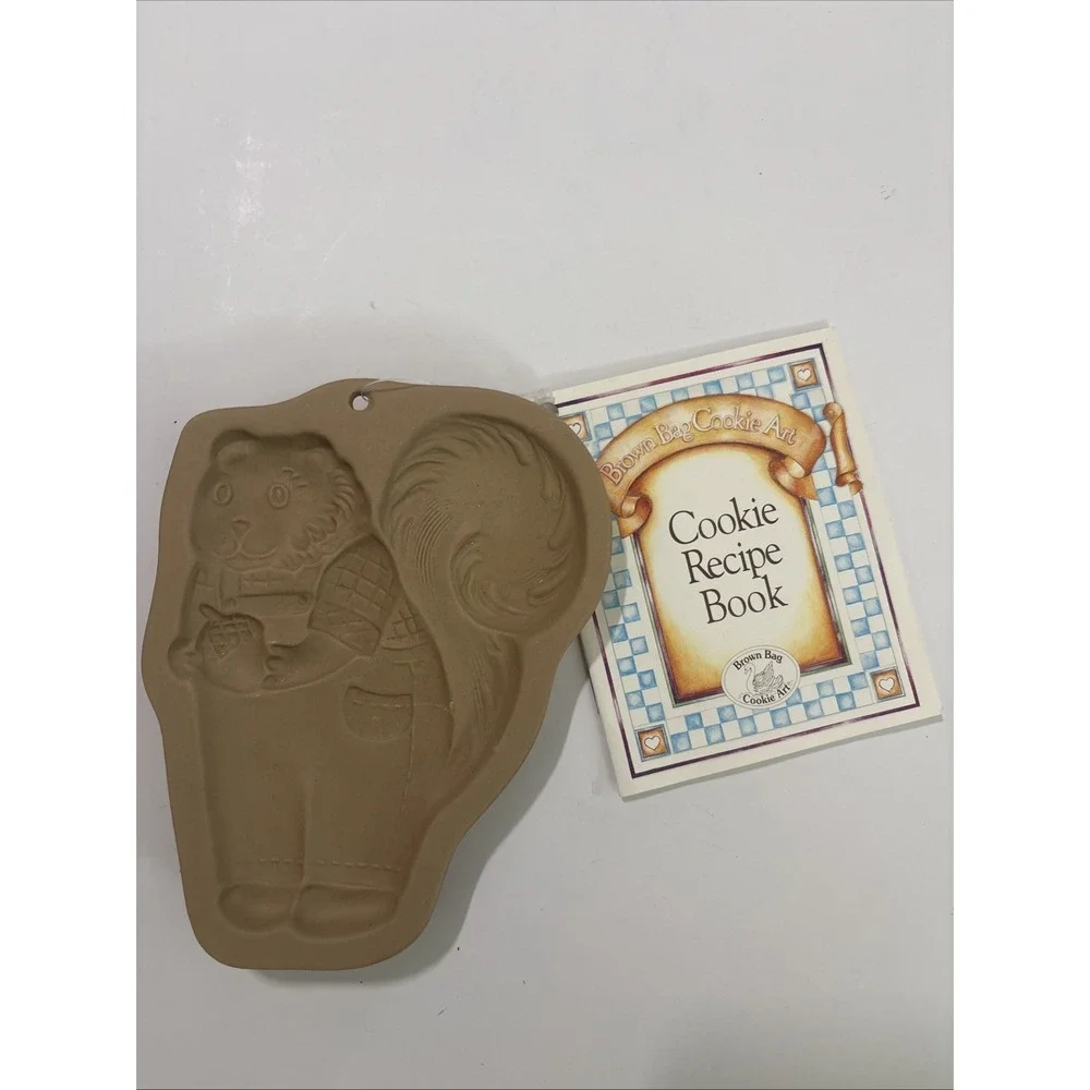 Brown Bag Cookie Art Stoneware Cookie Mold 1993 Squirrel in Overalls Hill Design